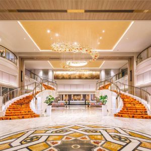 Royal Plaza on Scotts Hotel