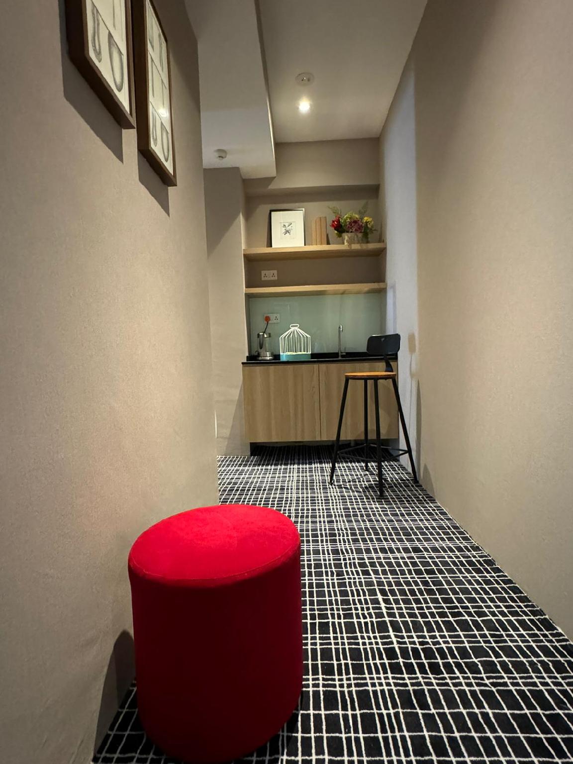 274 SUITES @ East Coast hotel photo 5