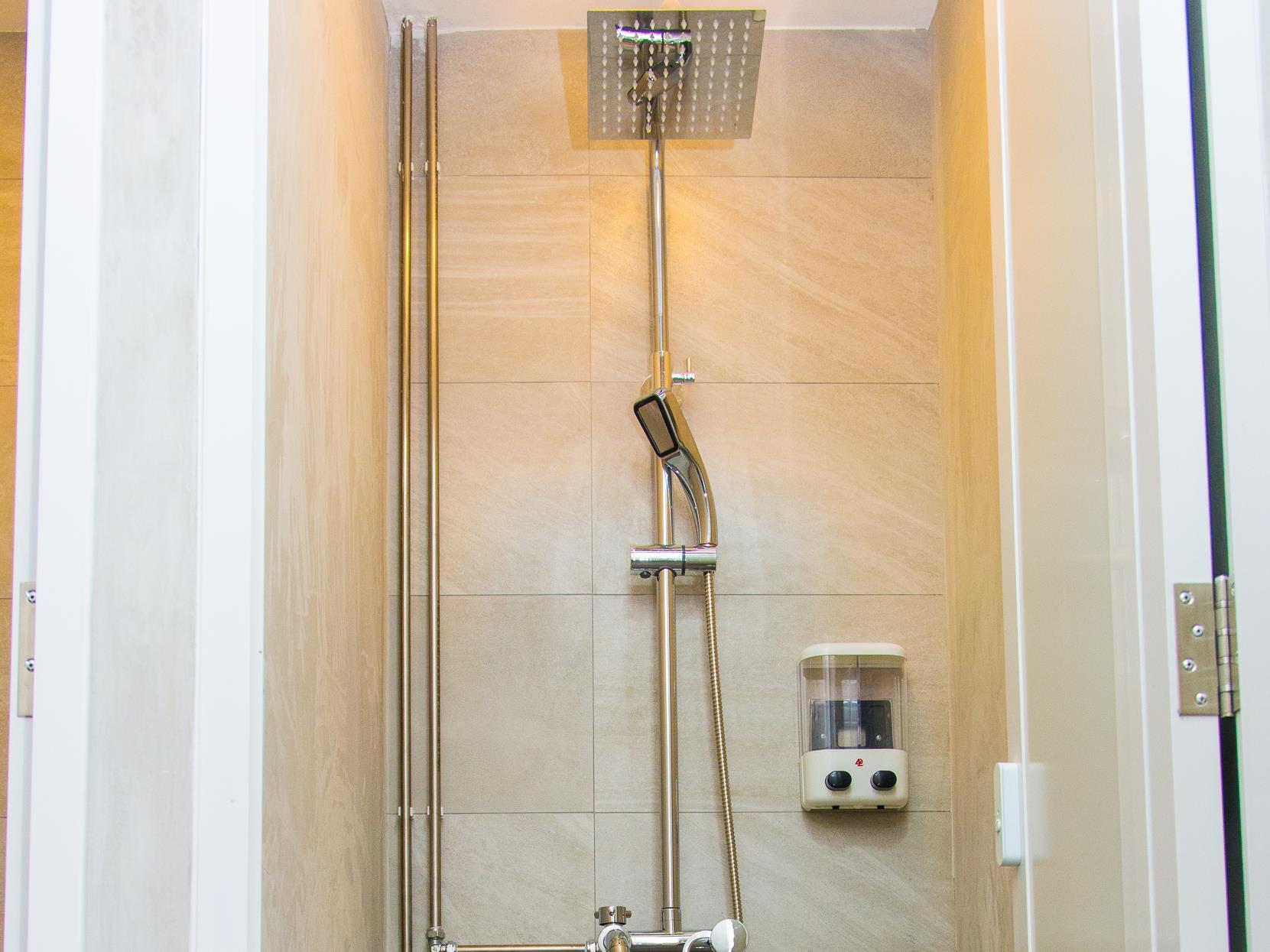 7 Wonders Hostel hotel photo 3