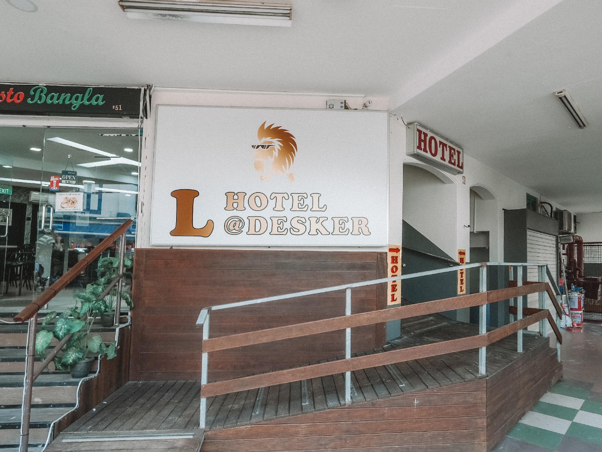 A Hotel Desker Singapore: Affordable 2-Star Stay for Budget Travelers