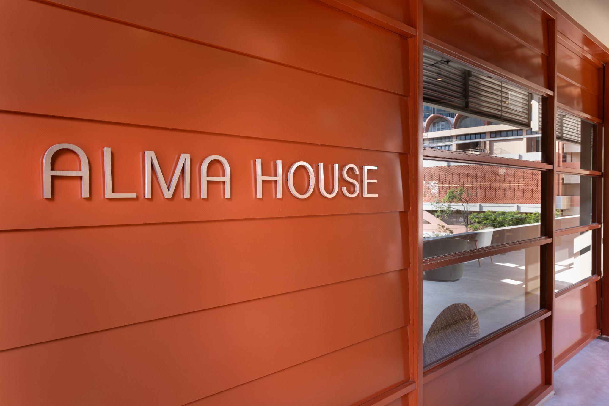 Alma House hotel photo 4