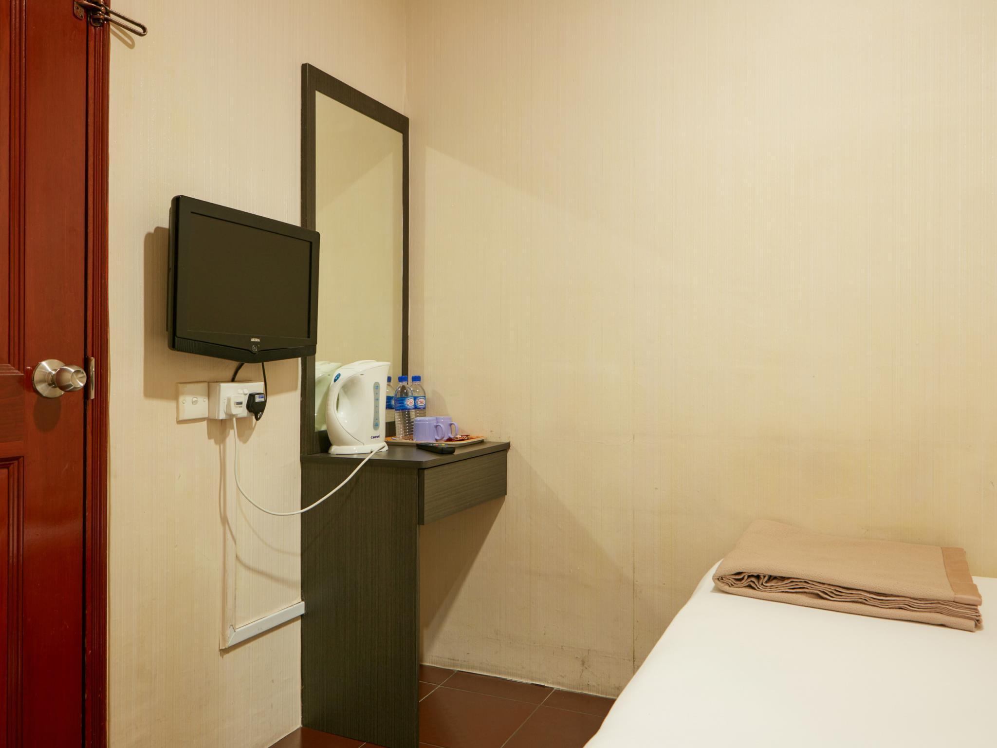 Amrise Hotel hotel photo 2