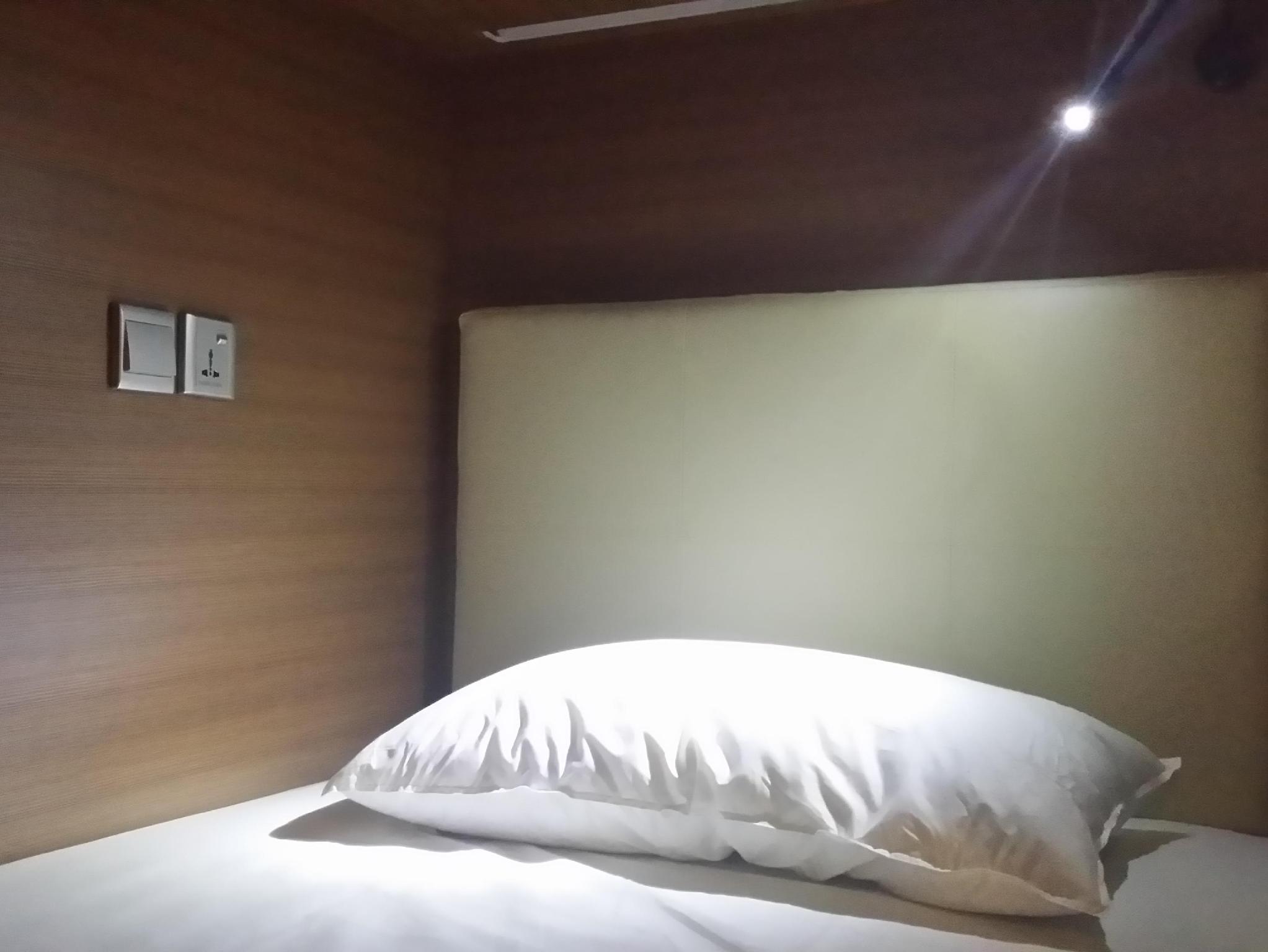 Chic Capsules hotel photo 3