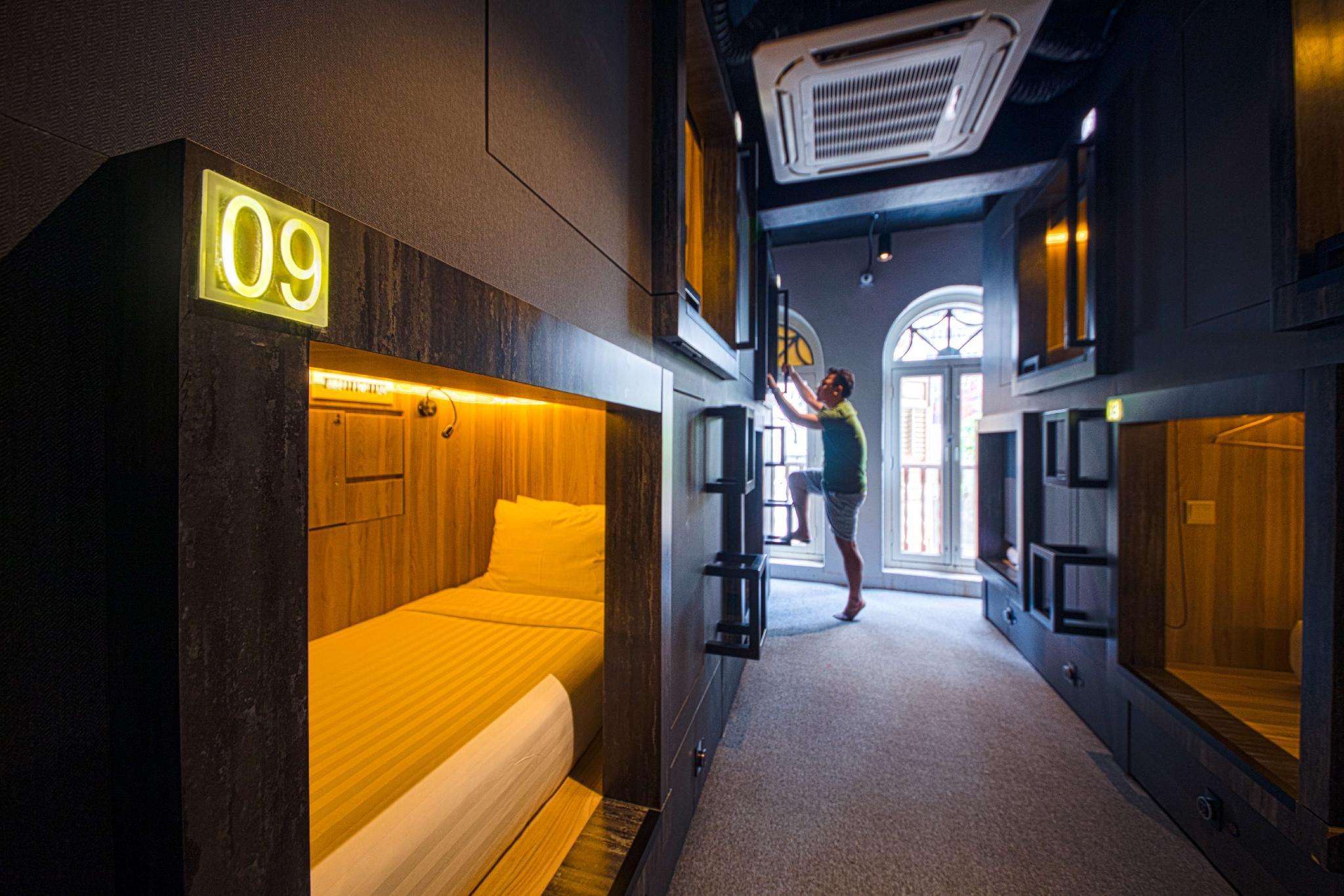 Cube Boutique Capsule Hotel @ Chinatown hotel photo 2