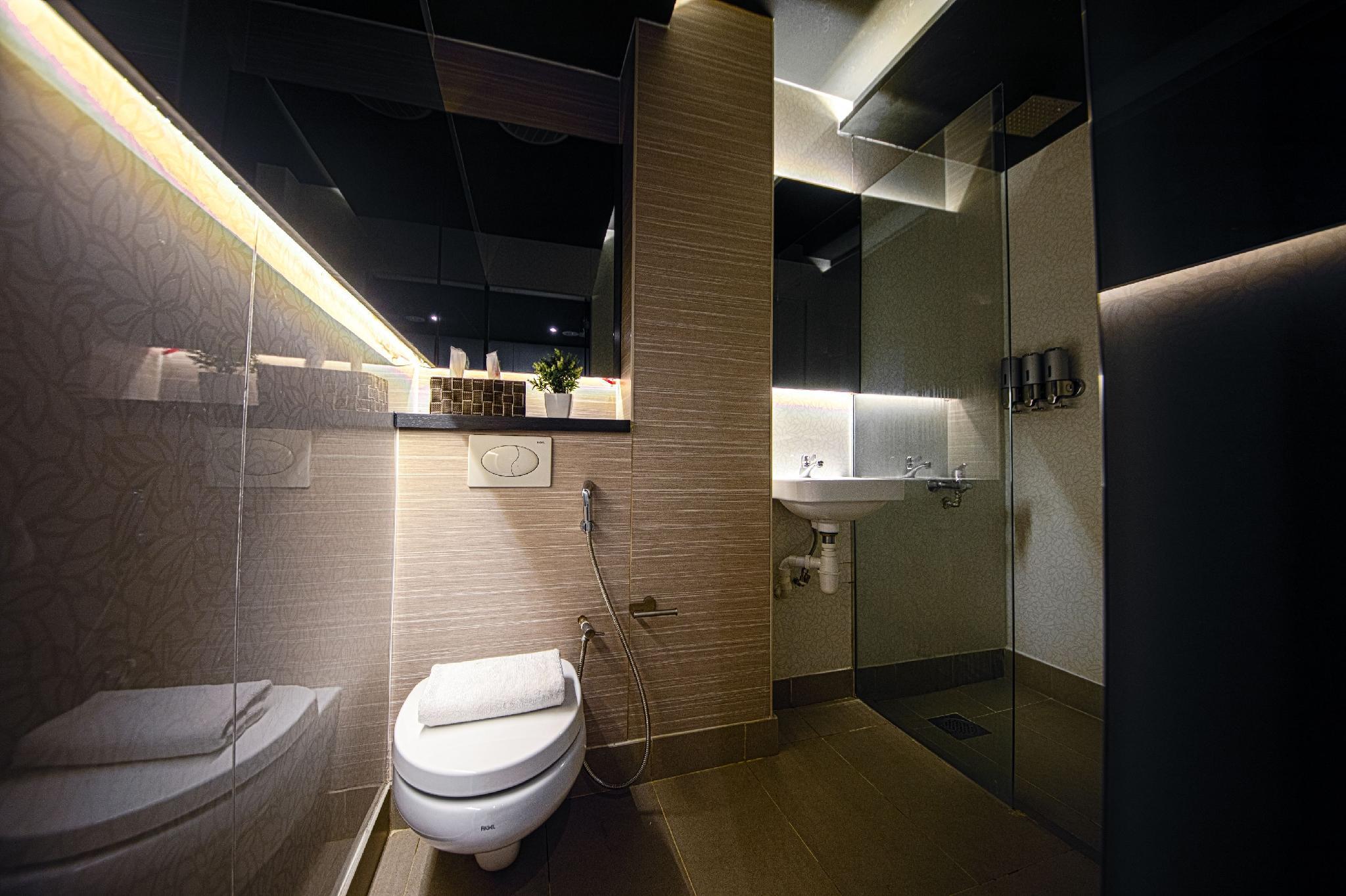 CUBE Family Boutique Capsule Hotel @ Chinatown hotel photo 3