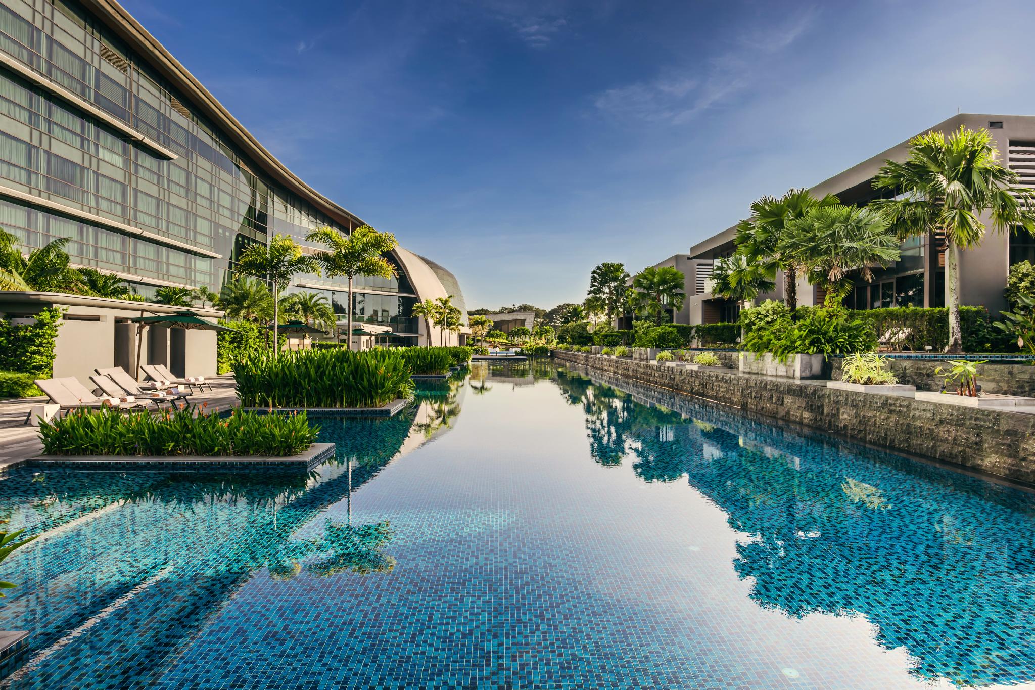 Dusit Thani Laguna Singapore Review: Affordable Luxury for Budget-Savvy Travelers