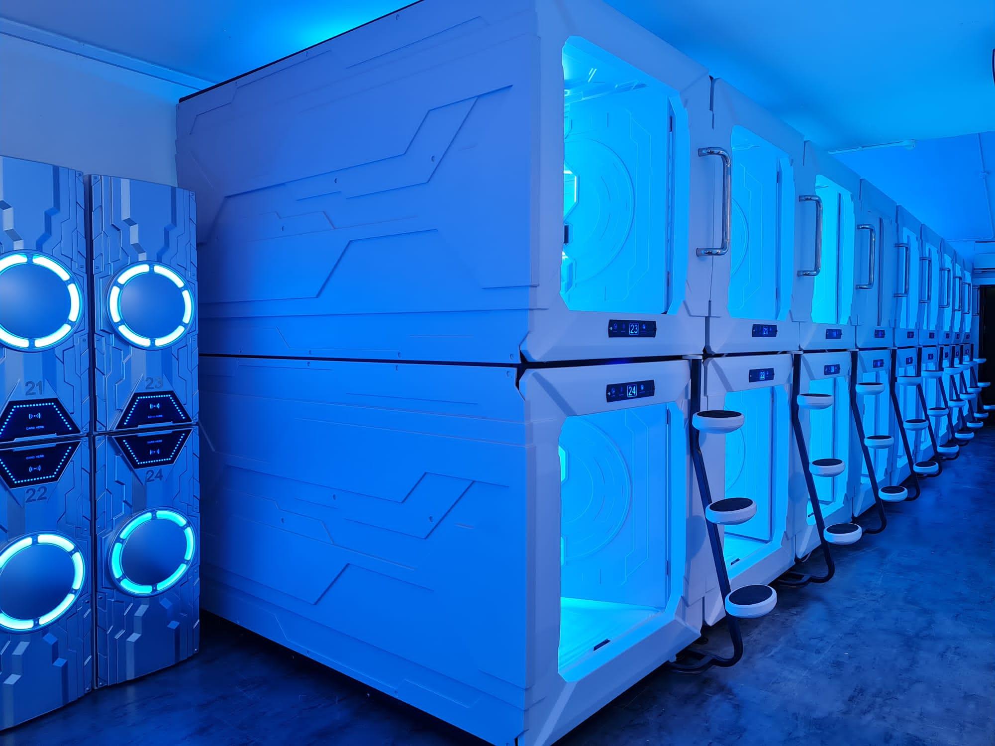 Galaxy Pods Capsule Hotel Boat Quay Review: Affordable Stay in Singapore