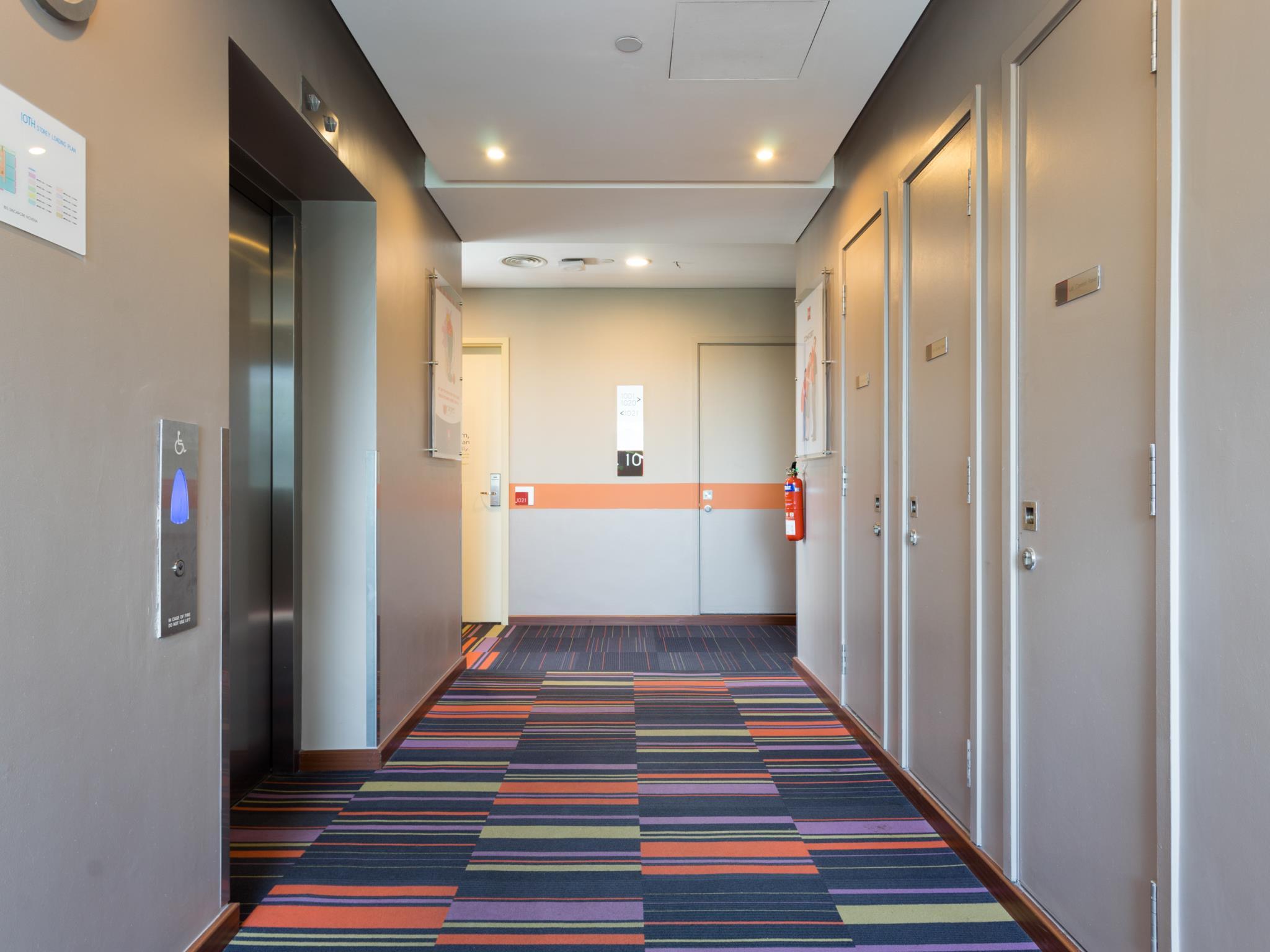 Ibis Hotel Singapore Novena hotel photo 5