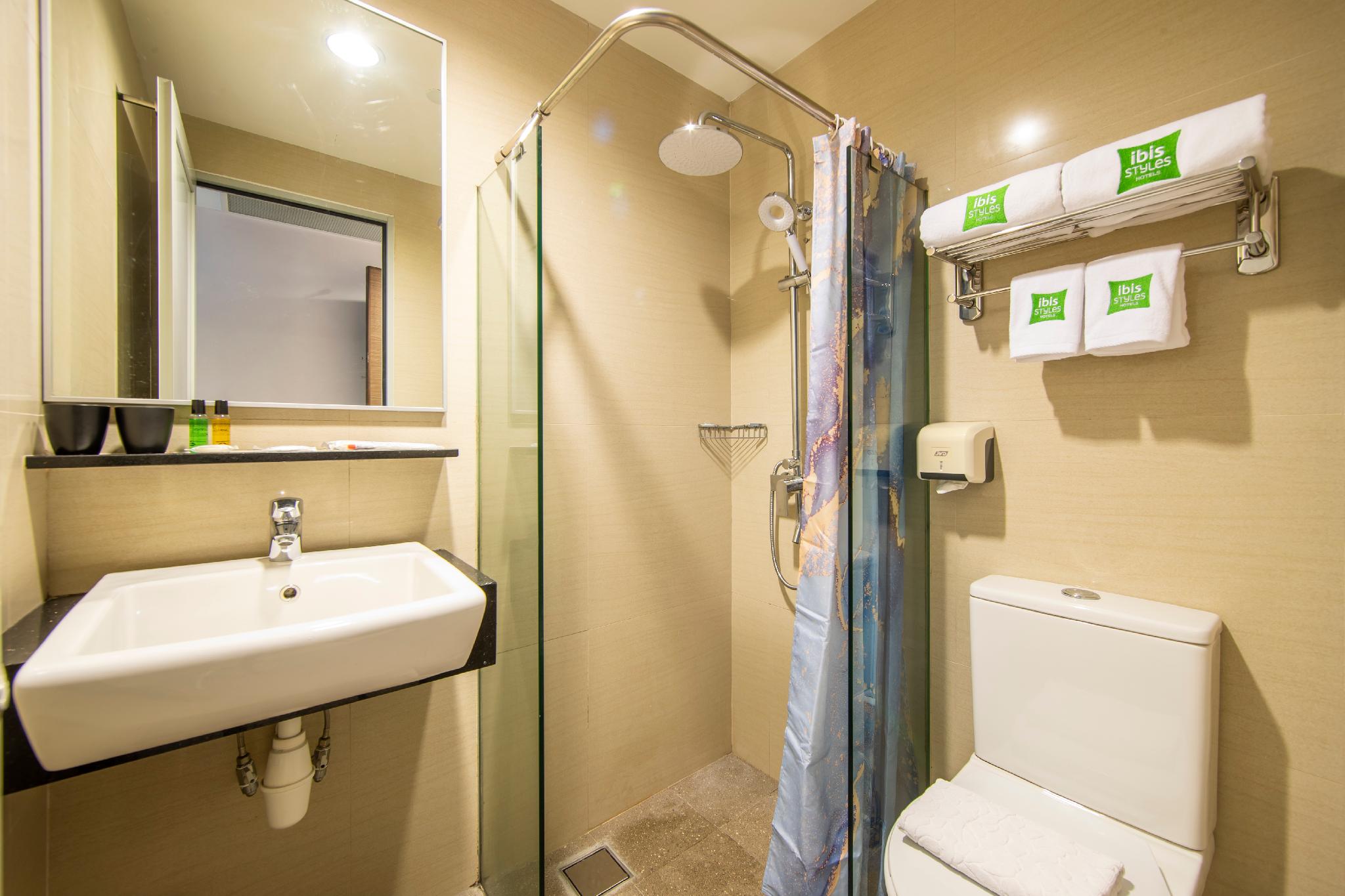 ibis Styles Singapore Albert hotel photo 2