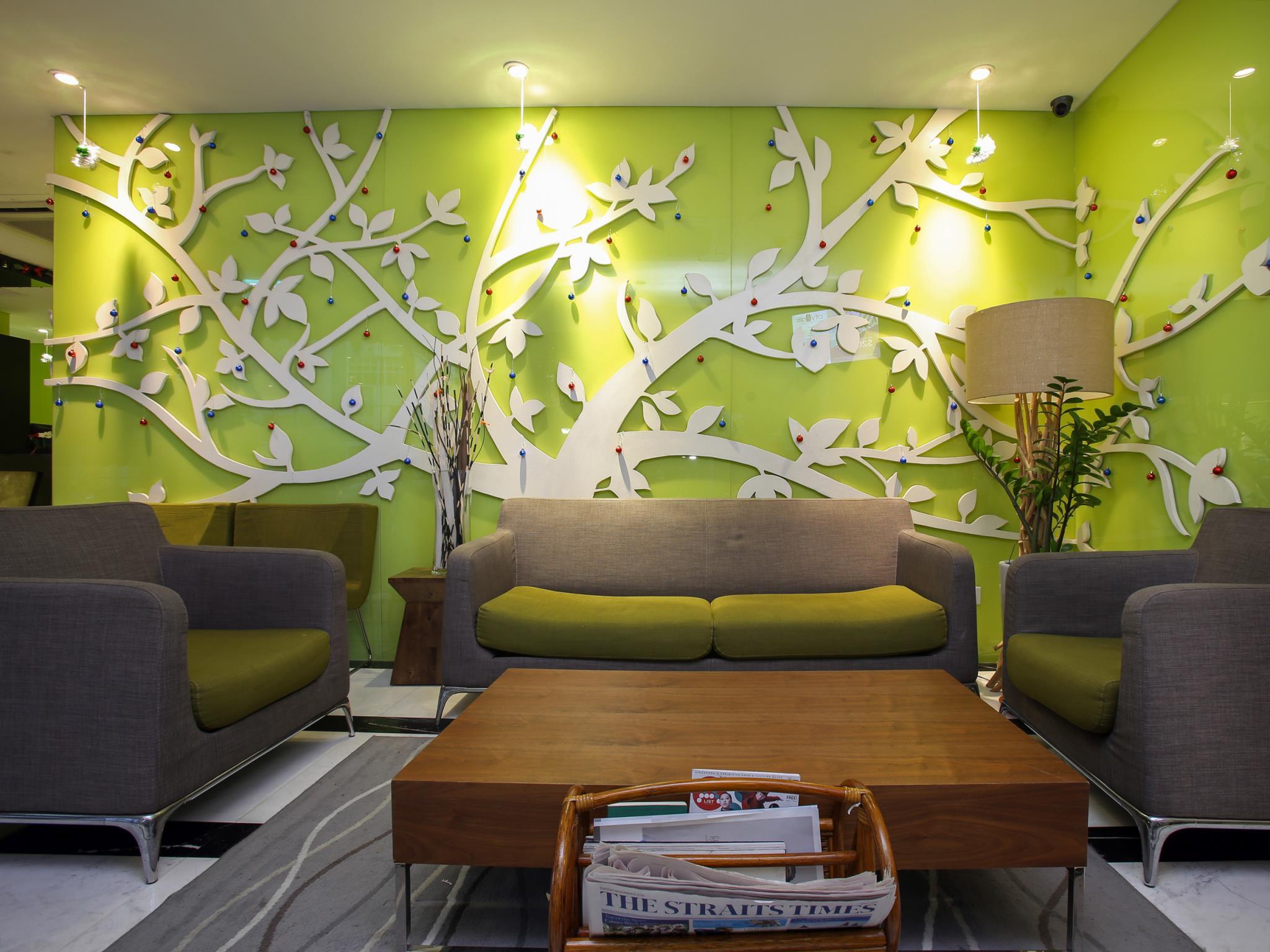 J8 Hotel hotel photo 3