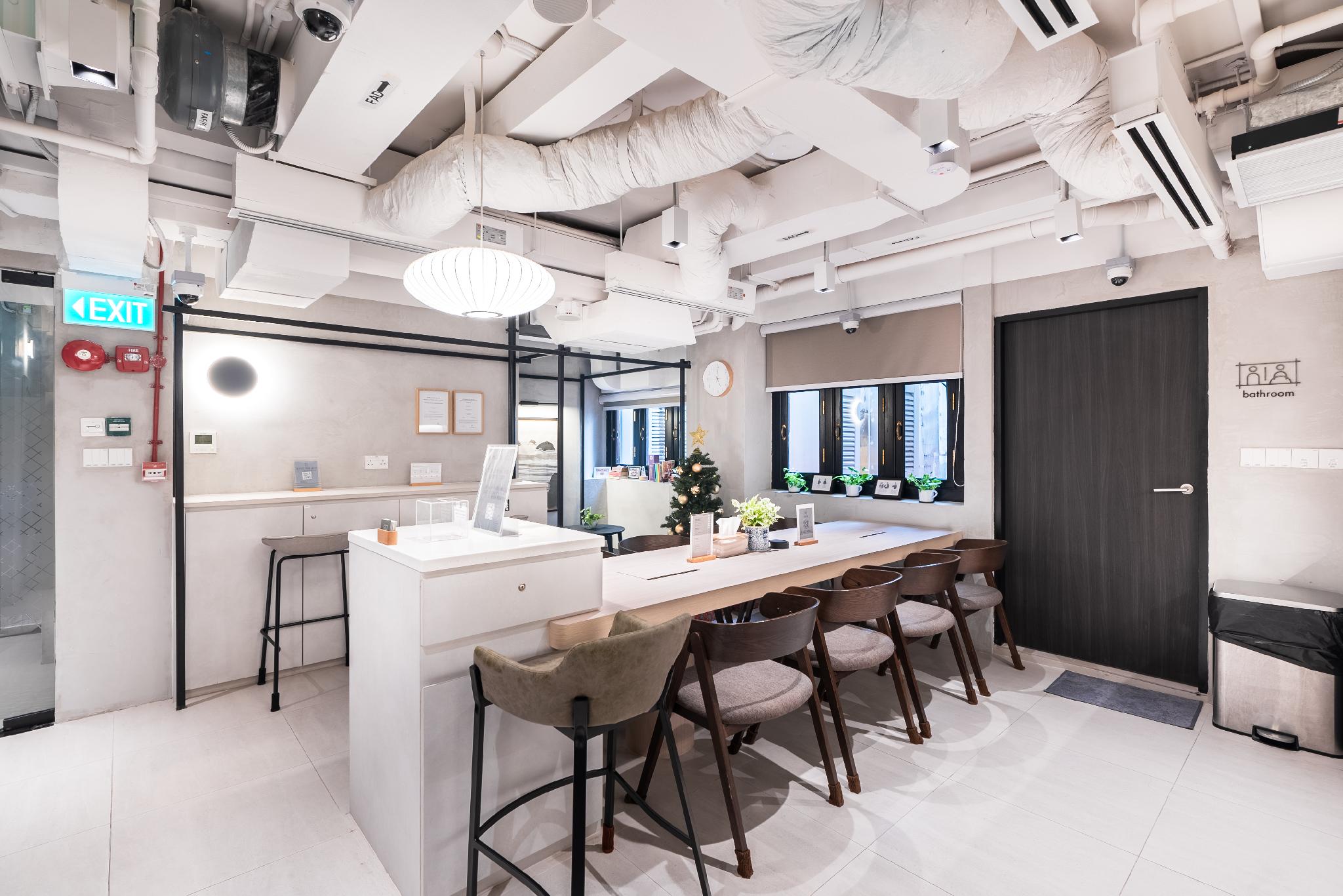 Jyu Capsule Hotel Review: Affordable Capsule Stay in Singapore