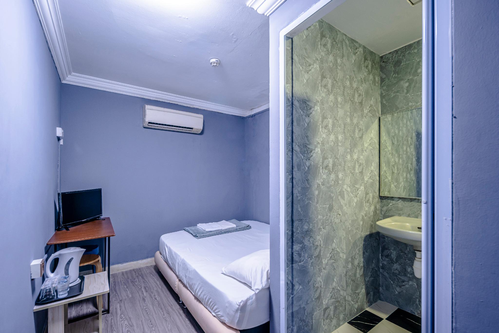 K Hotel 8 hotel photo 2