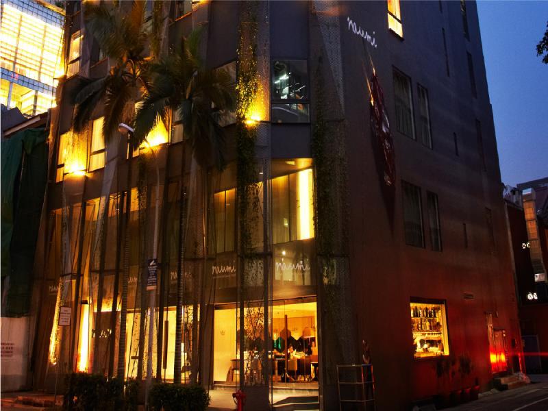 Naumi Hotel Singapore Review: 5-Star Stay on Seah Street