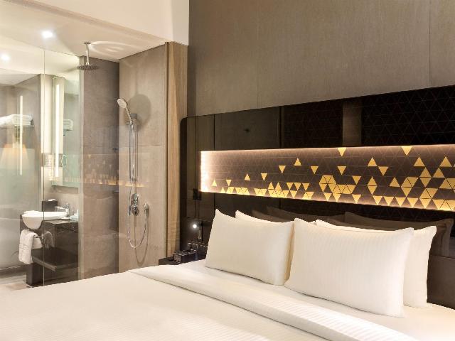 Novotel Singapore On Stevens hotel photo 5
