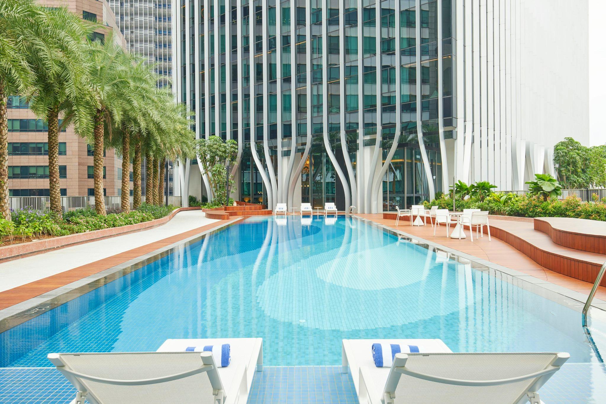 Oakwood Premier Raffles Place Singapore Review: Top 5-Star Stay in Singapore