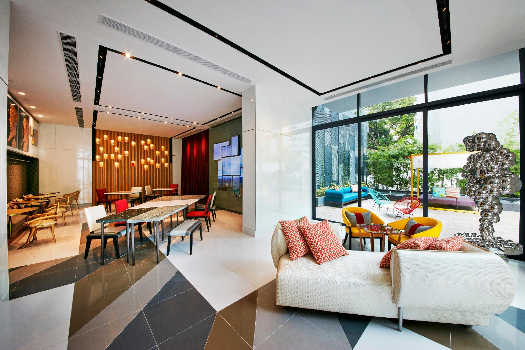 Oakwood Studios Singapore Review: Serviced Apartment Stay on Mount Elizabeth