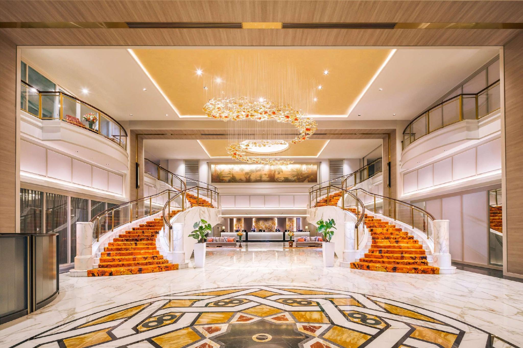 Royal Plaza on Scotts Hotel Singapore Review: 4.5-Star Comfort on Scotts Road